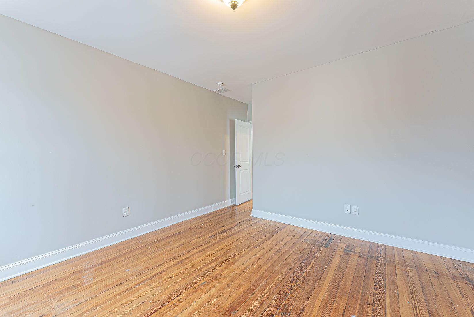 429 Wilson Avenue Property Photo 18