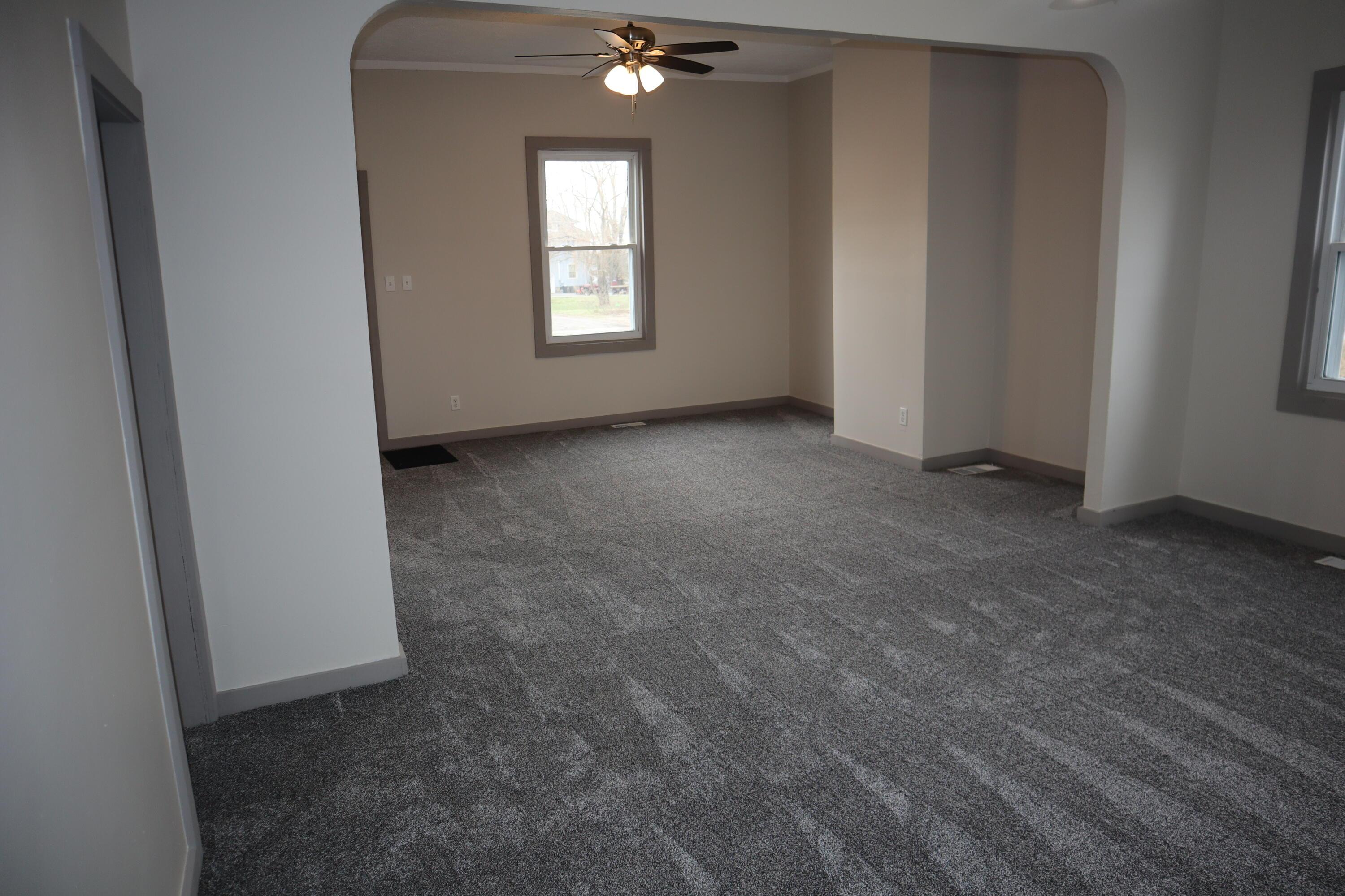 3854 Main Street Se Property Photo 5