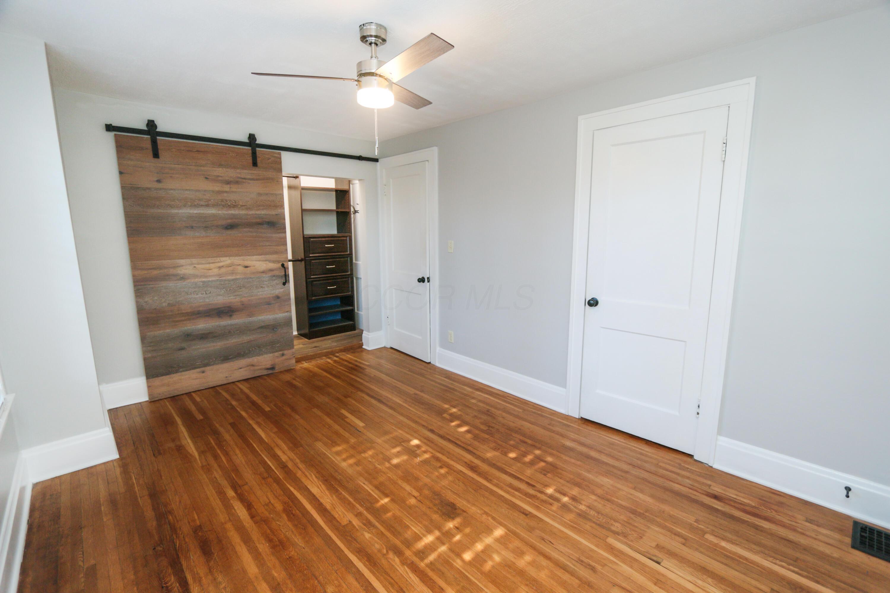2947 Indianola Avenue Property Photo 28