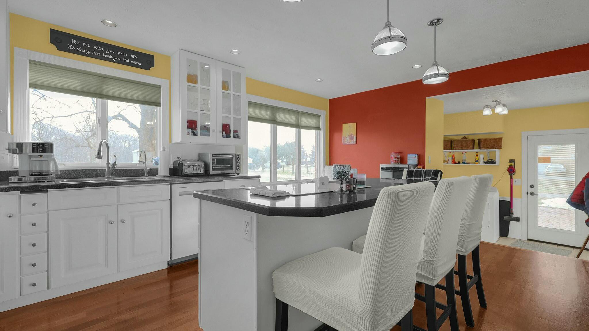 6854 Young Road Property Photo 11