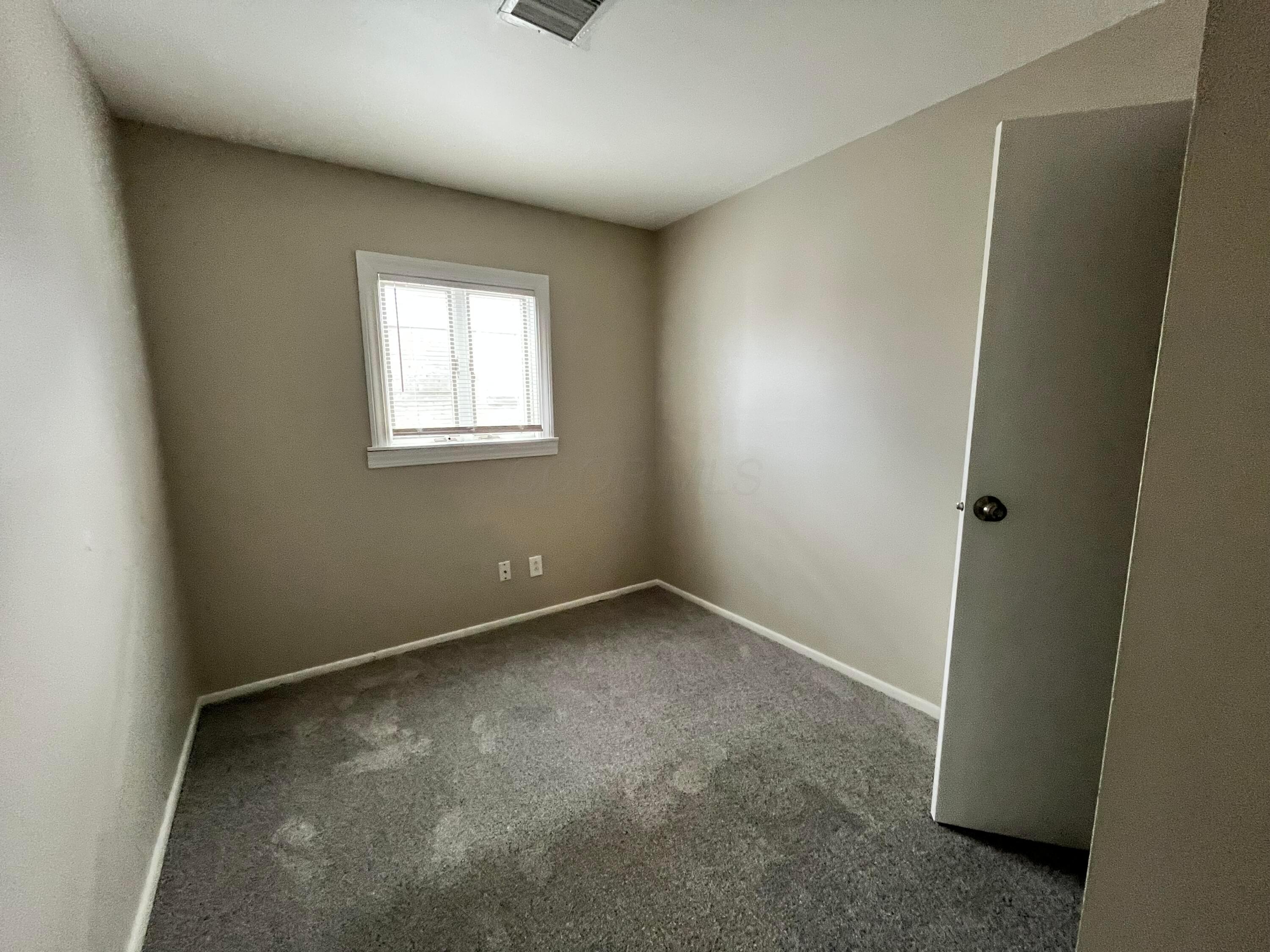 805 Cottrell Drive Property Photo 4