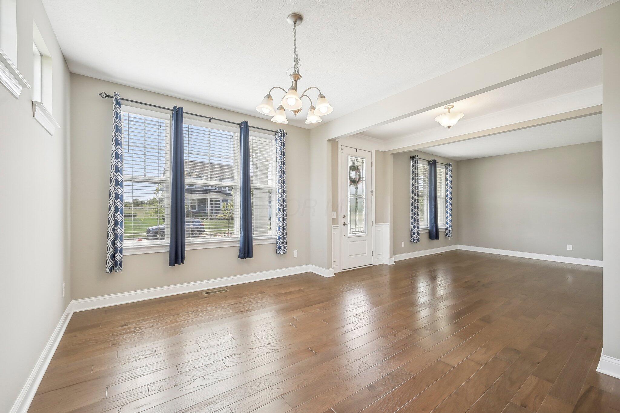 10339 Ivy Chase Property Photo 5