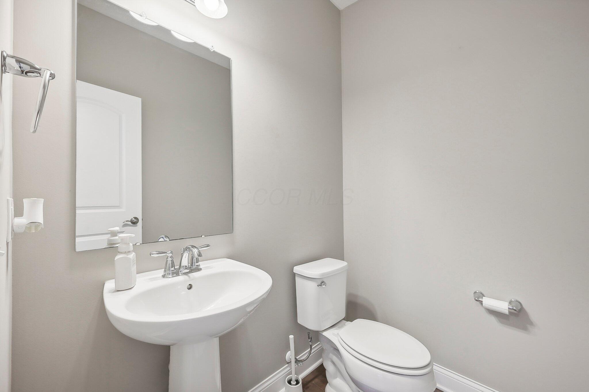 10339 Ivy Chase Property Photo 13