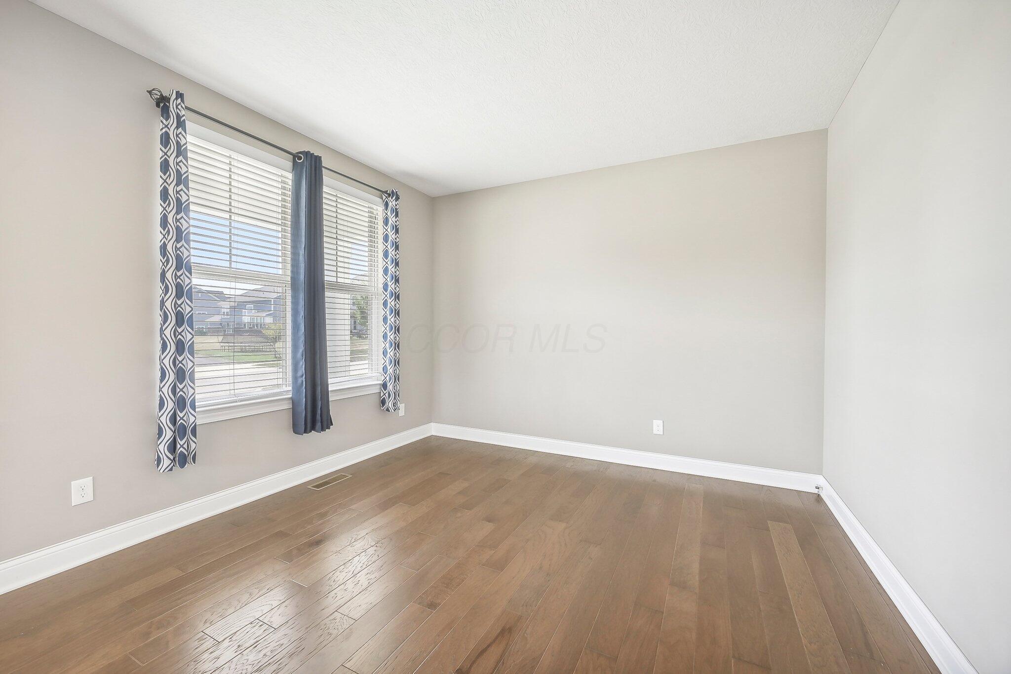 10339 Ivy Chase Property Photo 15