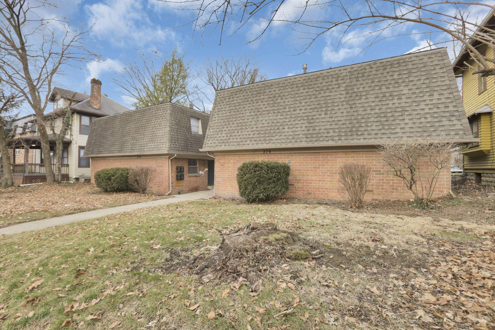370-376 E Northwood Avenue Property Photo 4