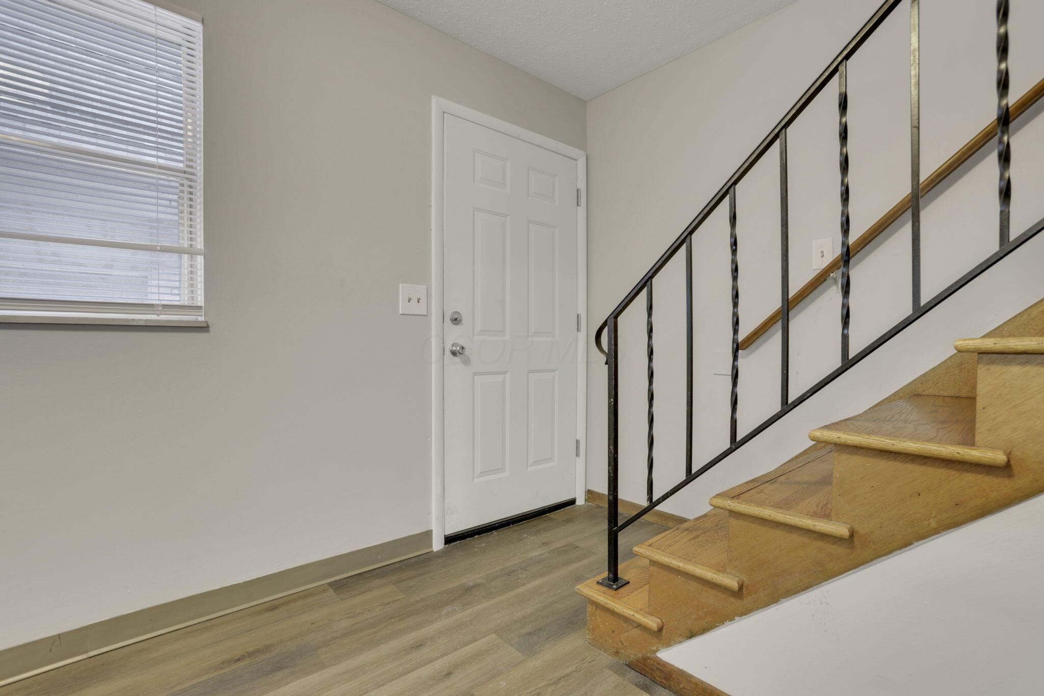 370-376 E Northwood Avenue Property Photo 24