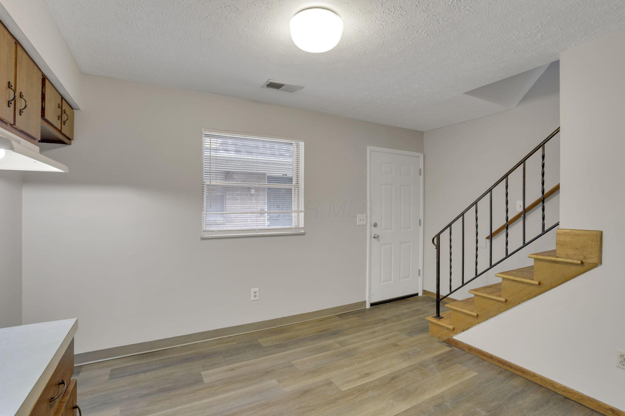 370-376 E Northwood Avenue Property Photo 25
