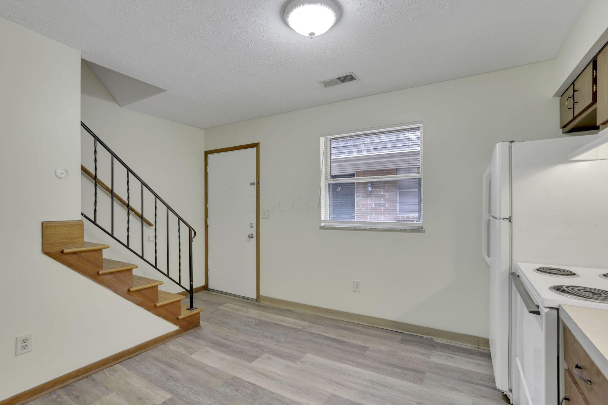 370-376 E Northwood Avenue Property Photo 42