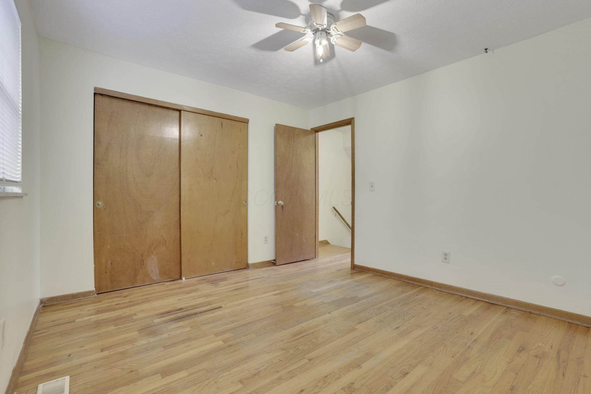370-376 E Northwood Avenue Property Photo 51