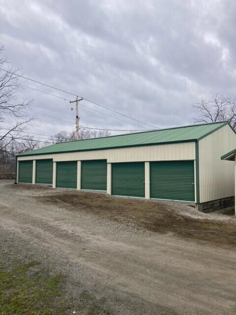 337 N West Street Property Photo