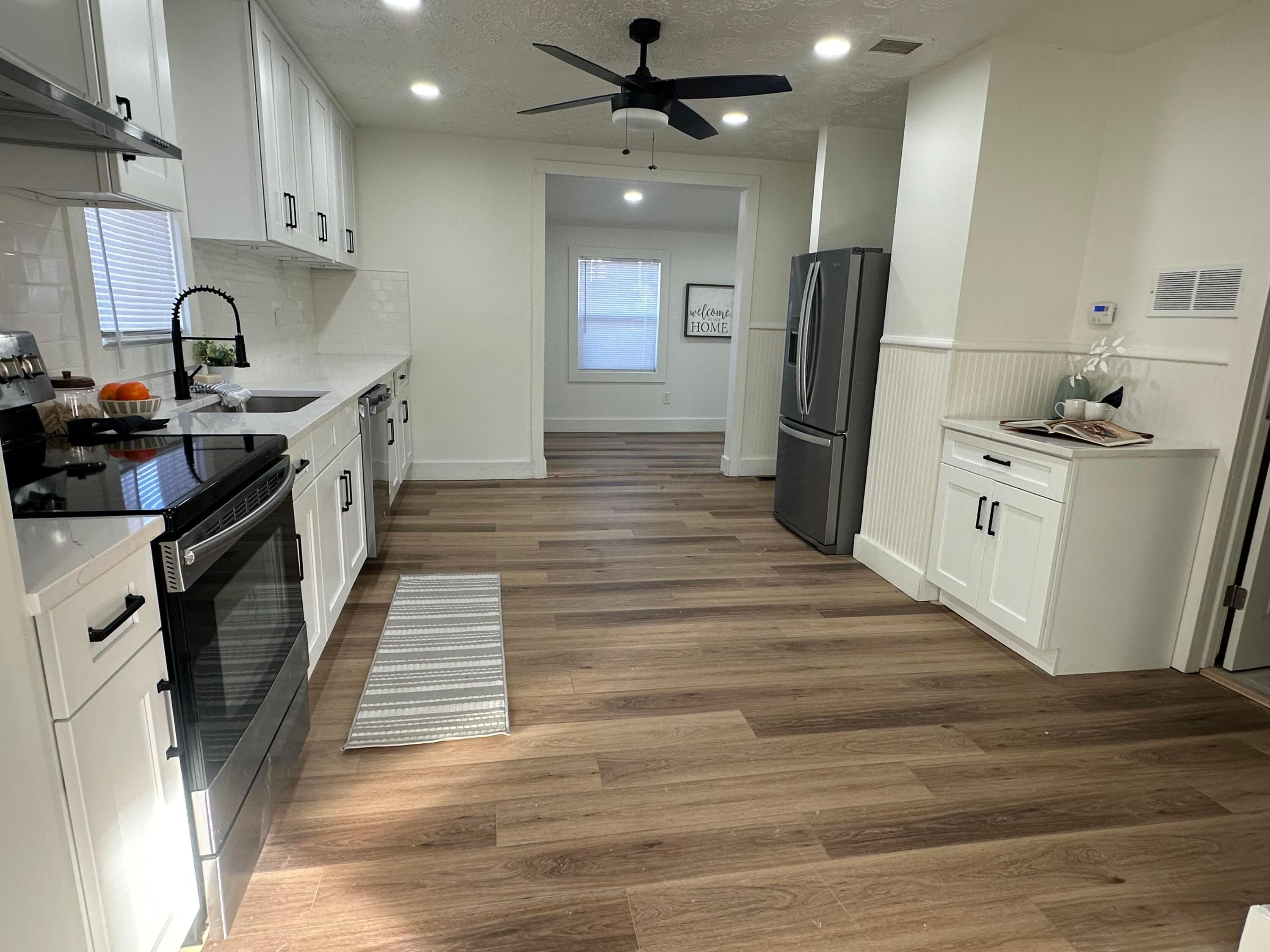 7757 High Street Property Photo 2
