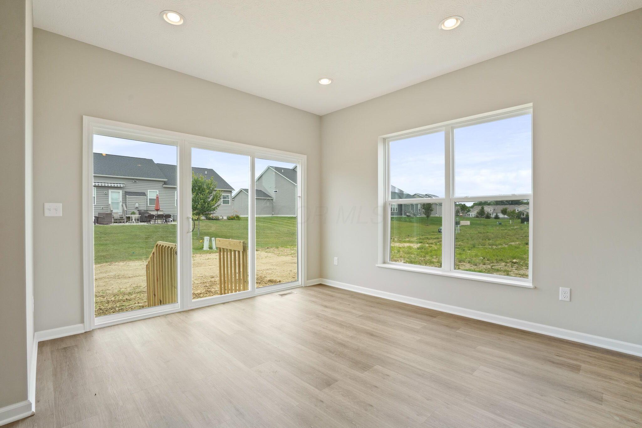 5467 Scotch Woods Drive Property Photo 12