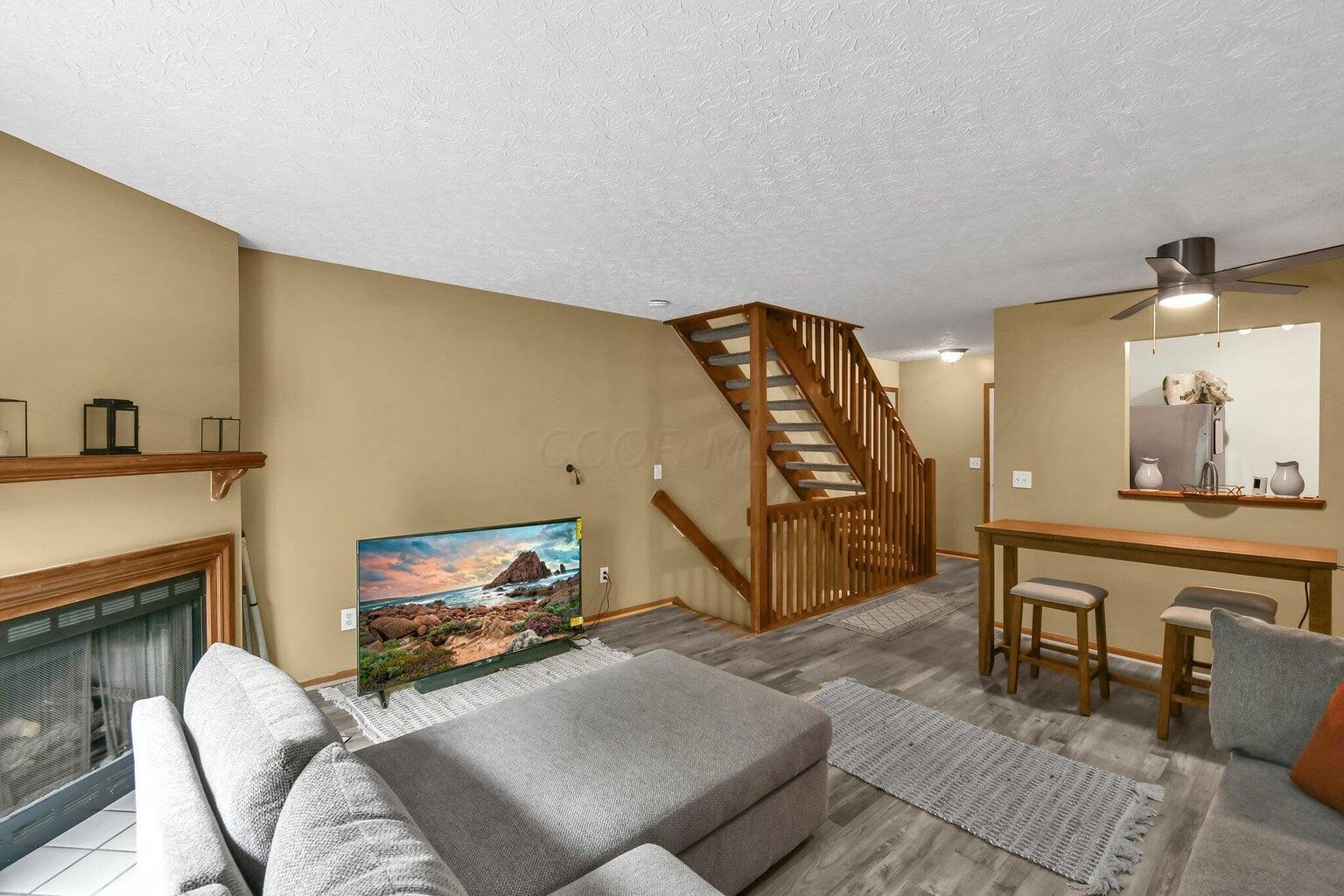 7314 Donovan Drive, 80e Property Photo 8