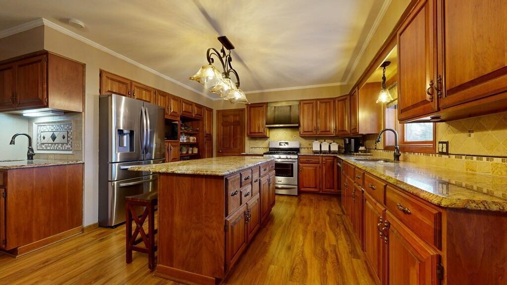 64 Edgewood Drive Property Photo 5