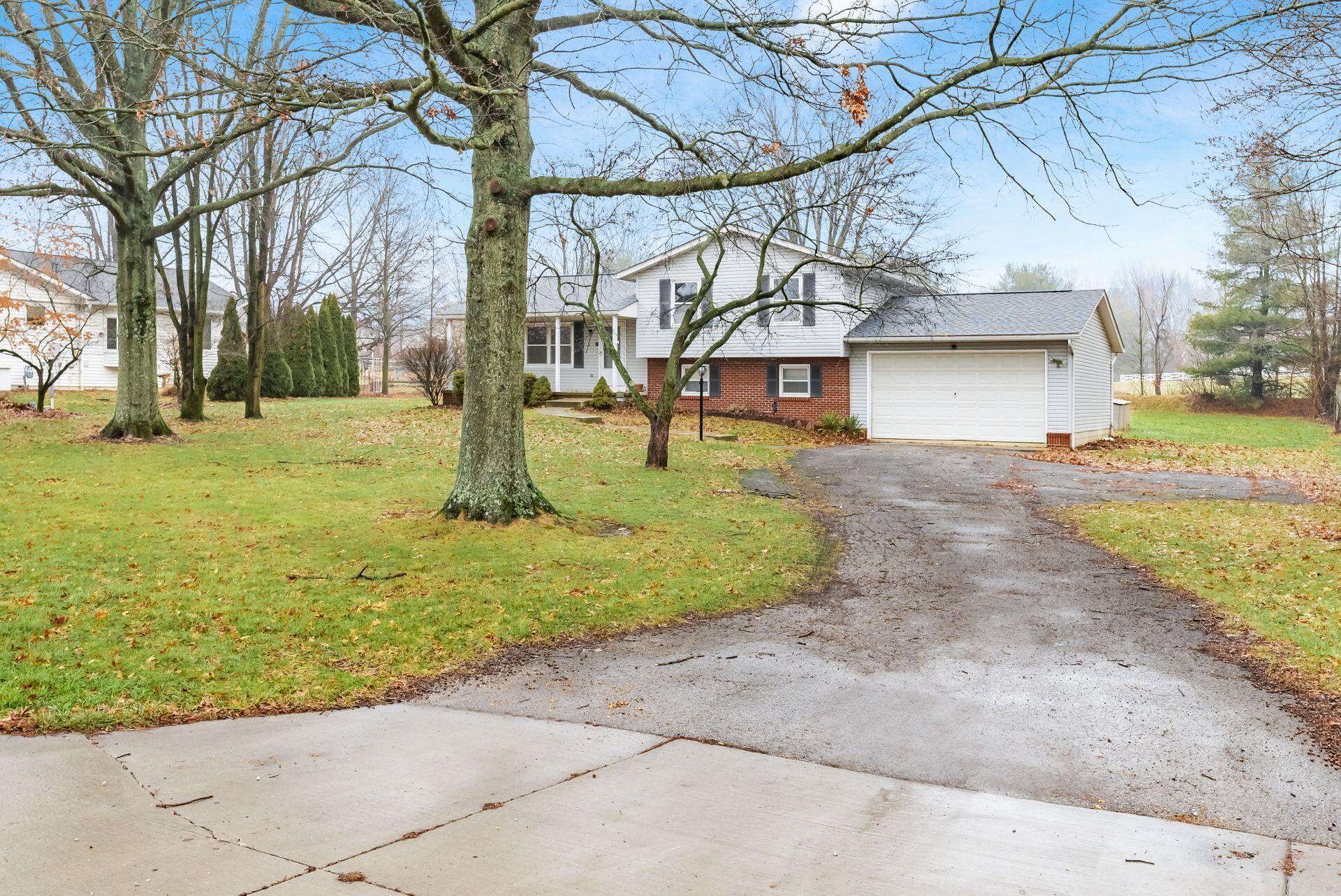 6245 Big Walnut Road Property Photo 5