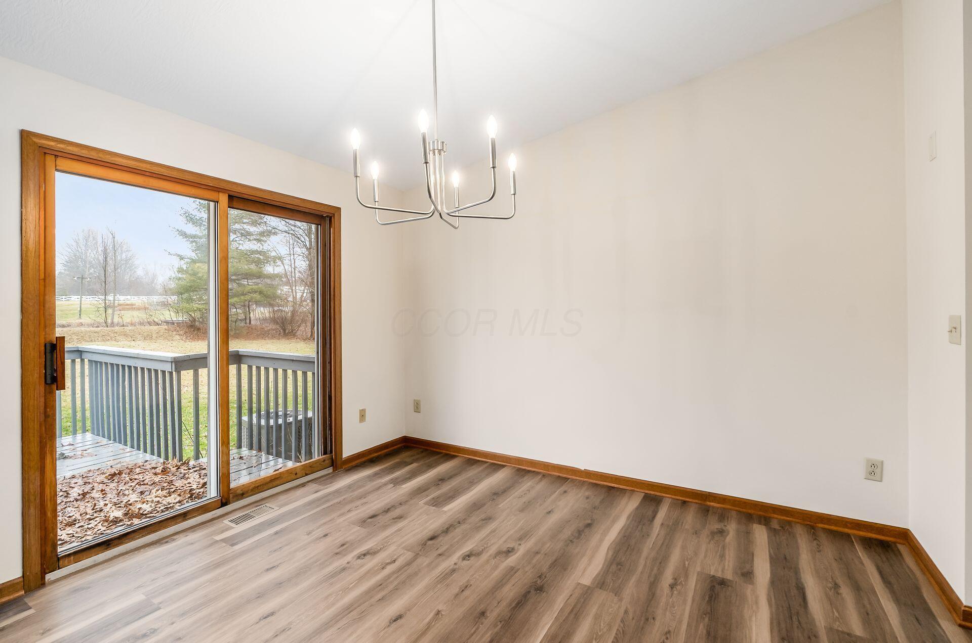 6245 Big Walnut Road Property Photo 11