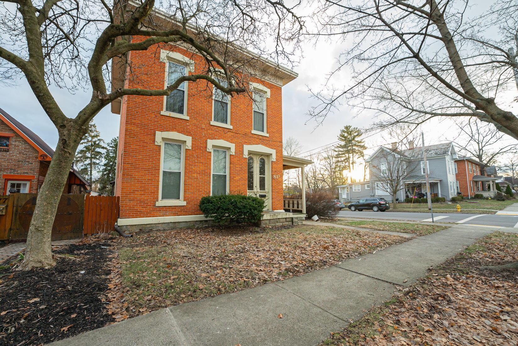 81 Park Ave Property Photo 2