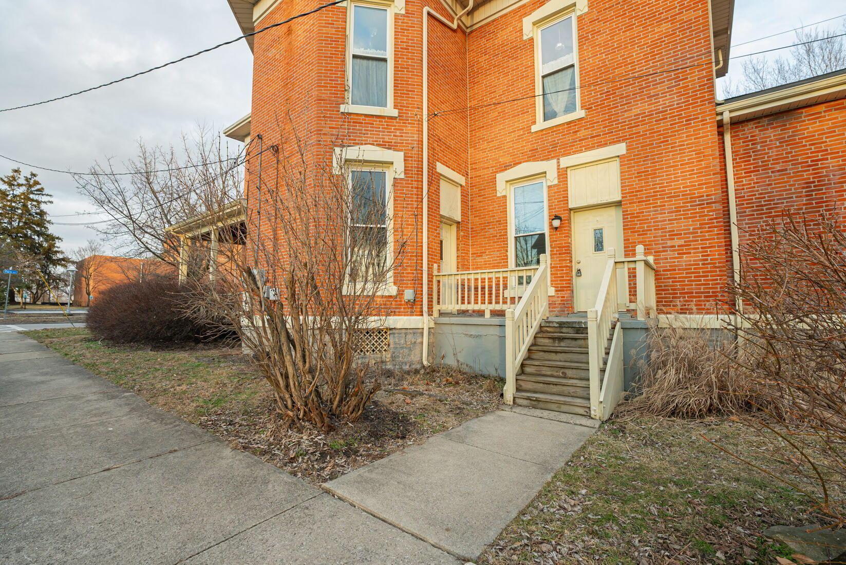 81 Park Avenue, 81 1/2 Property Photo 4
