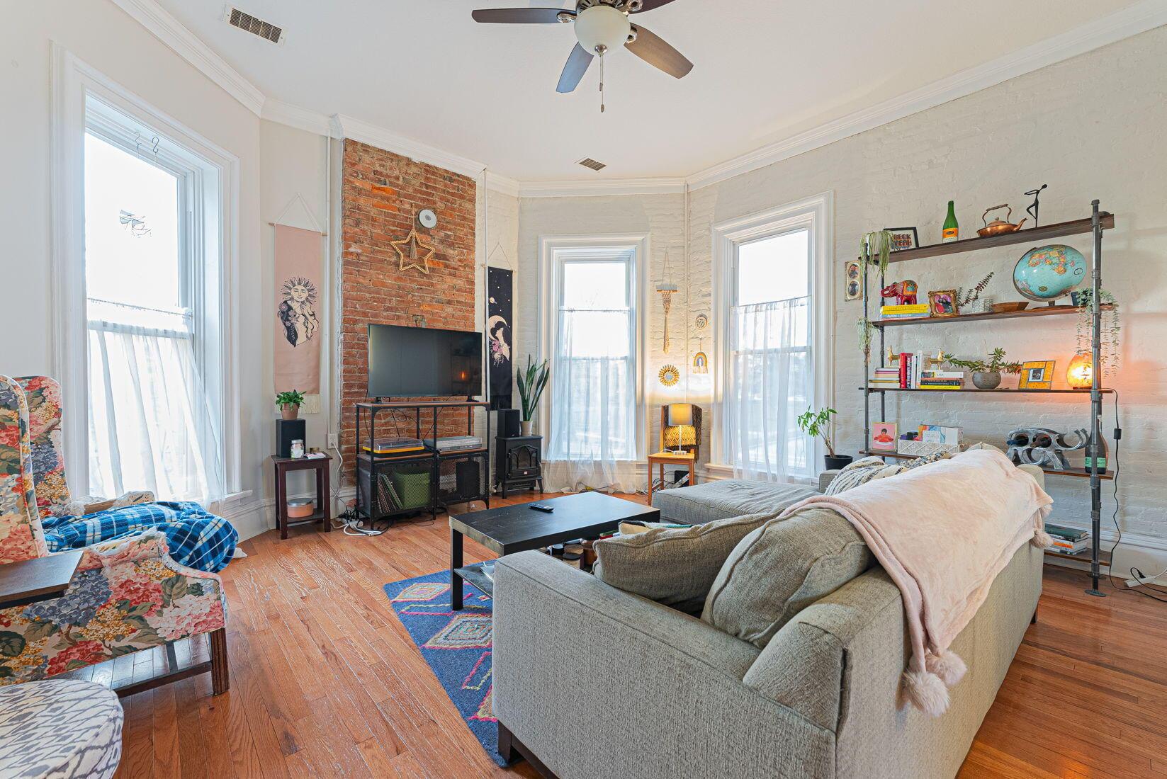 81 Park Ave Property Photo 12