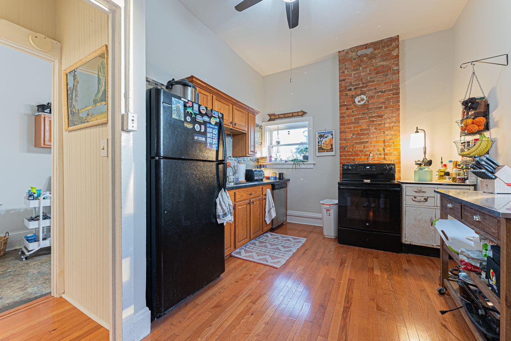81 Park Avenue, 81 1/2 Property Photo 17