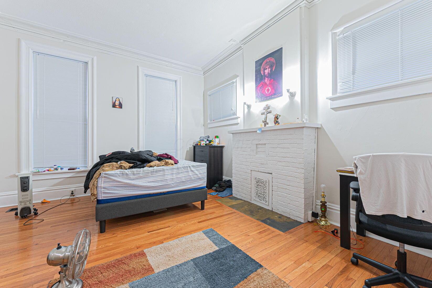 81 Park Ave Property Photo 32