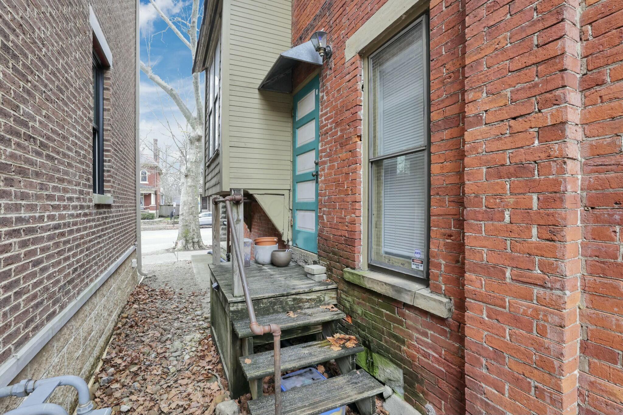 1022 Neil Avenue Property Photo 11