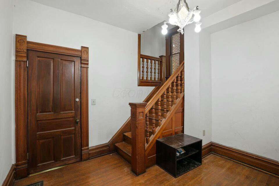 1022 Neil Avenue Property Photo 18