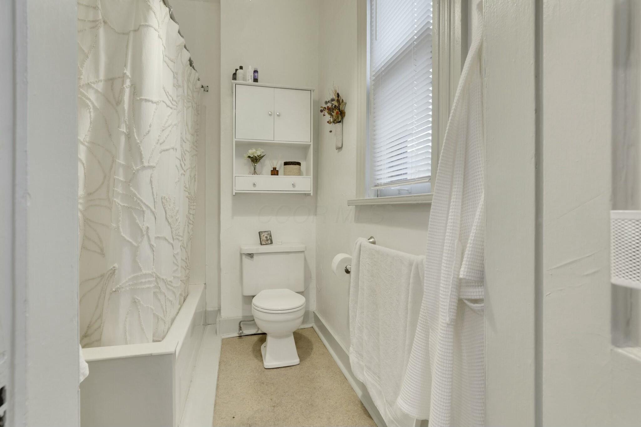 1022 Neil Avenue Property Photo 45