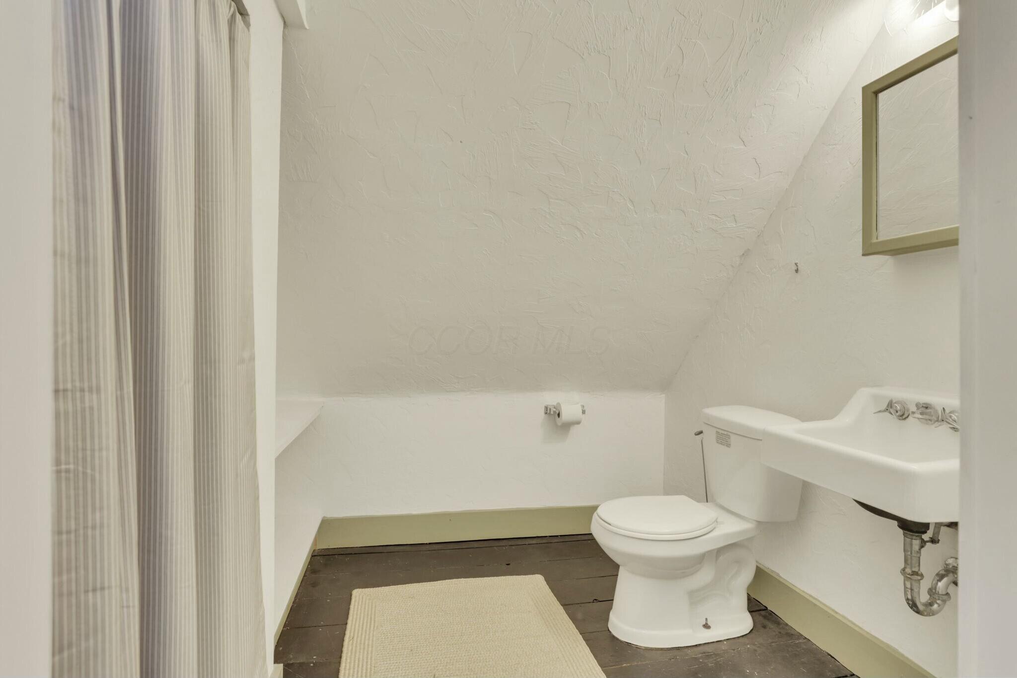 1022 Neil Avenue Property Photo 81