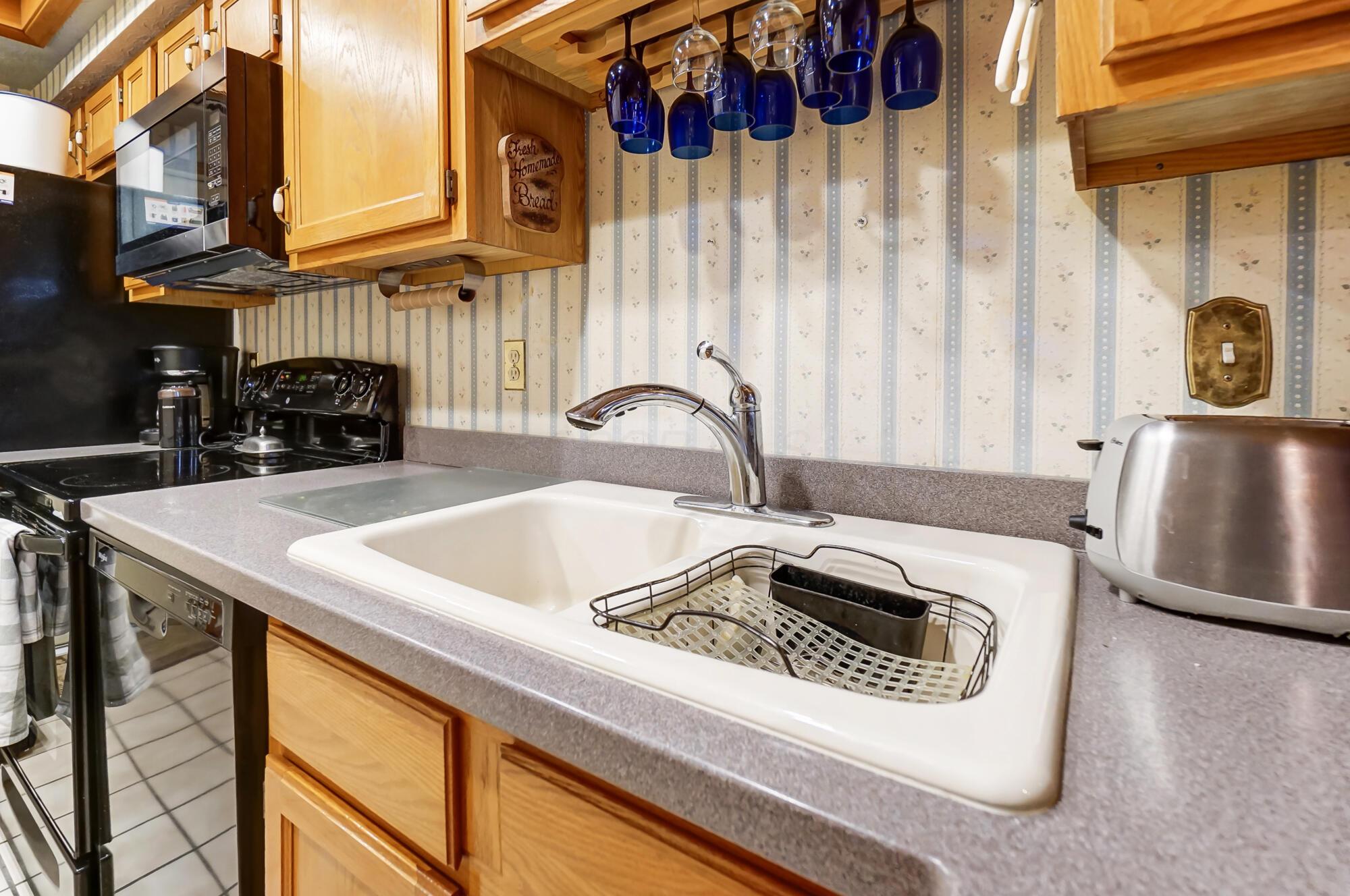 4863 Berry Leaf Place Property Photo 17