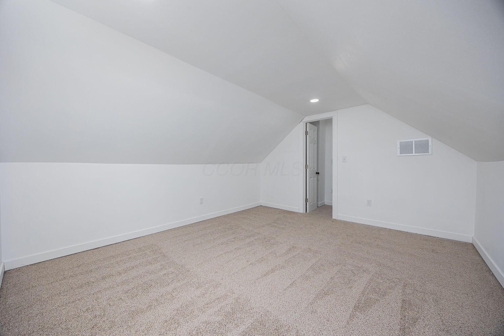 40 Hayden Avenue Property Photo 27