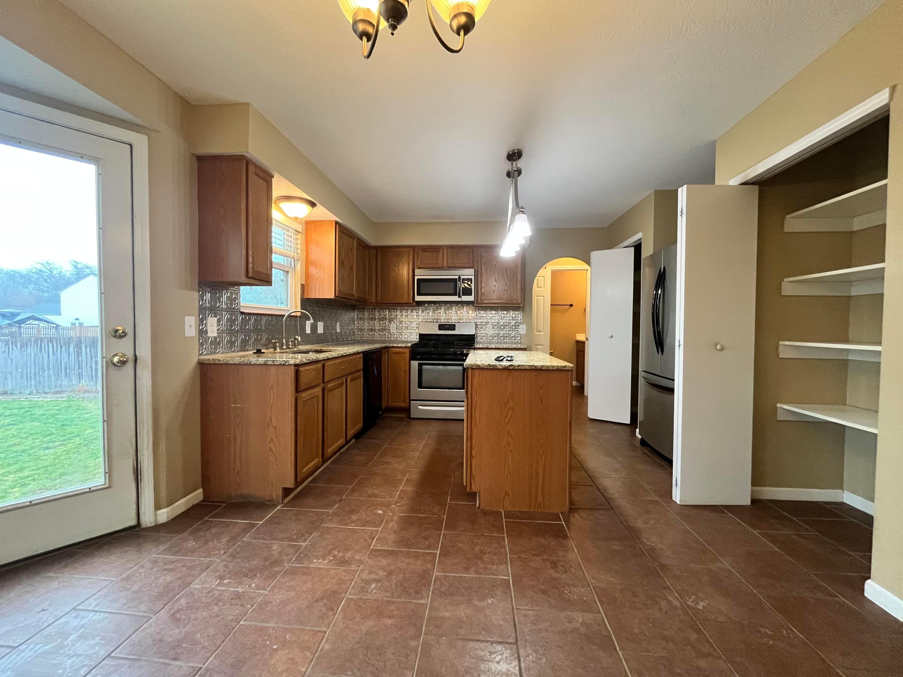 56 Greenfield Drive Property Photo 6