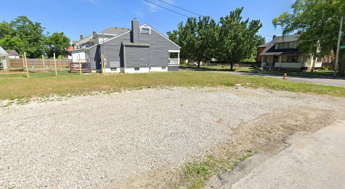 524 Thurman Avenue Property Photo 5