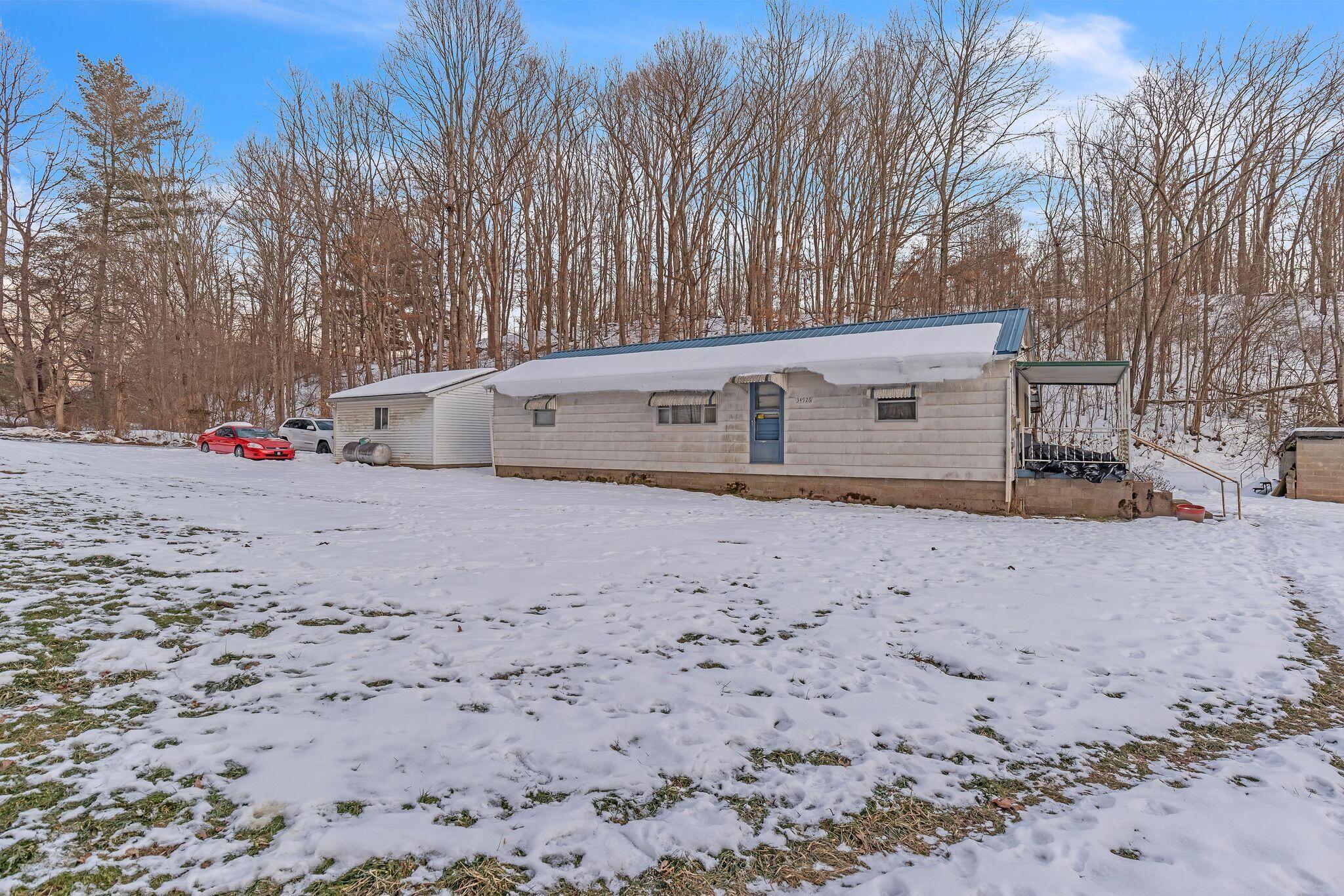 34926 Rocksprings Road Property Photo