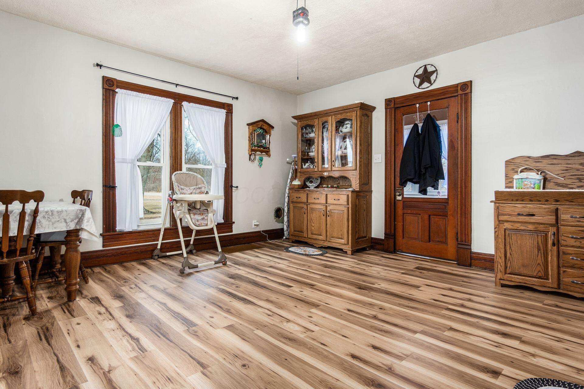 23863 Drake Skidmore Road Property Photo 3