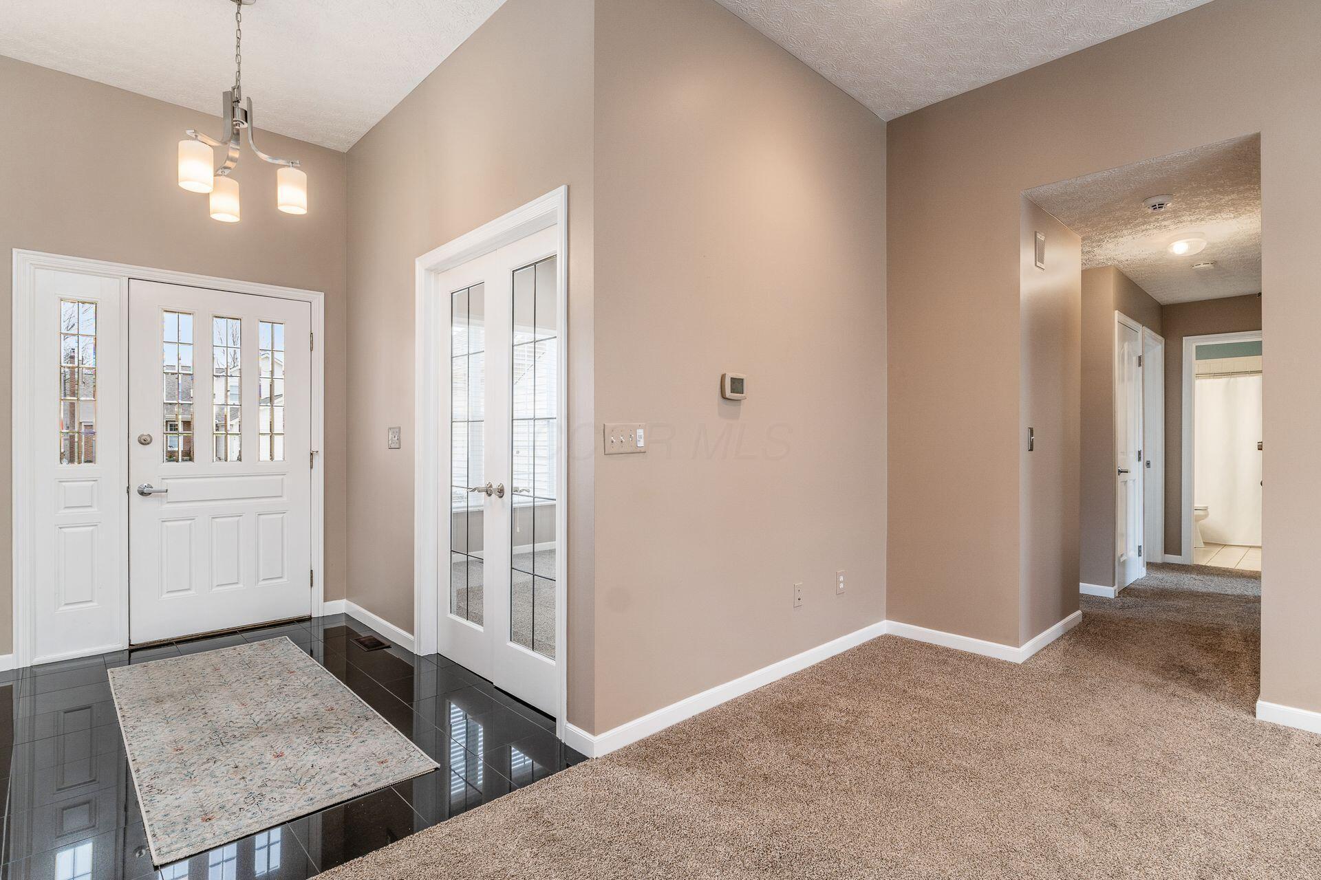181 Royal Farm E Property Photo 3