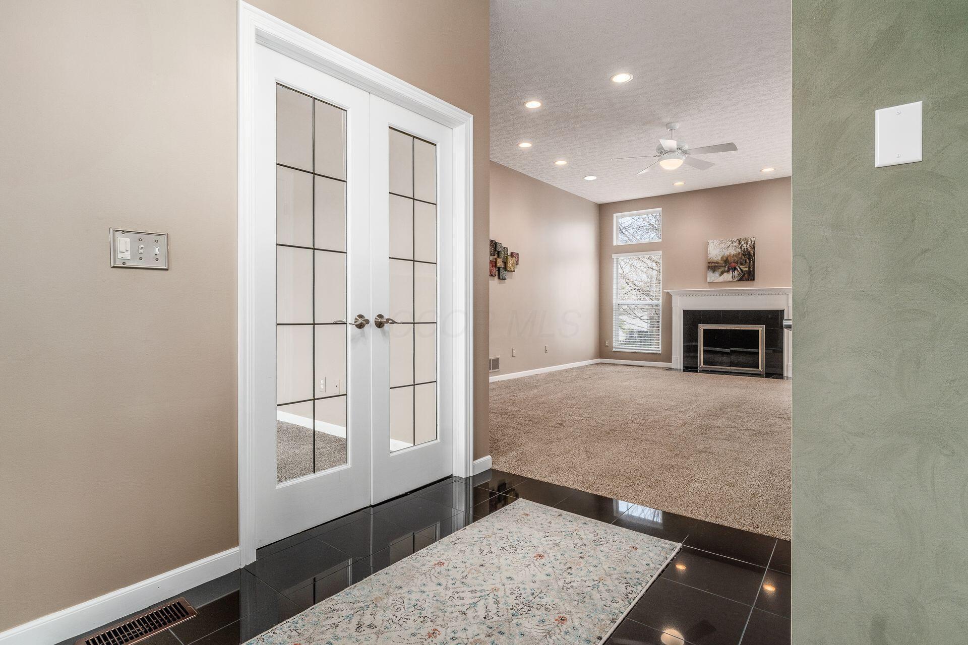 181 Royal Farm E Property Photo 4