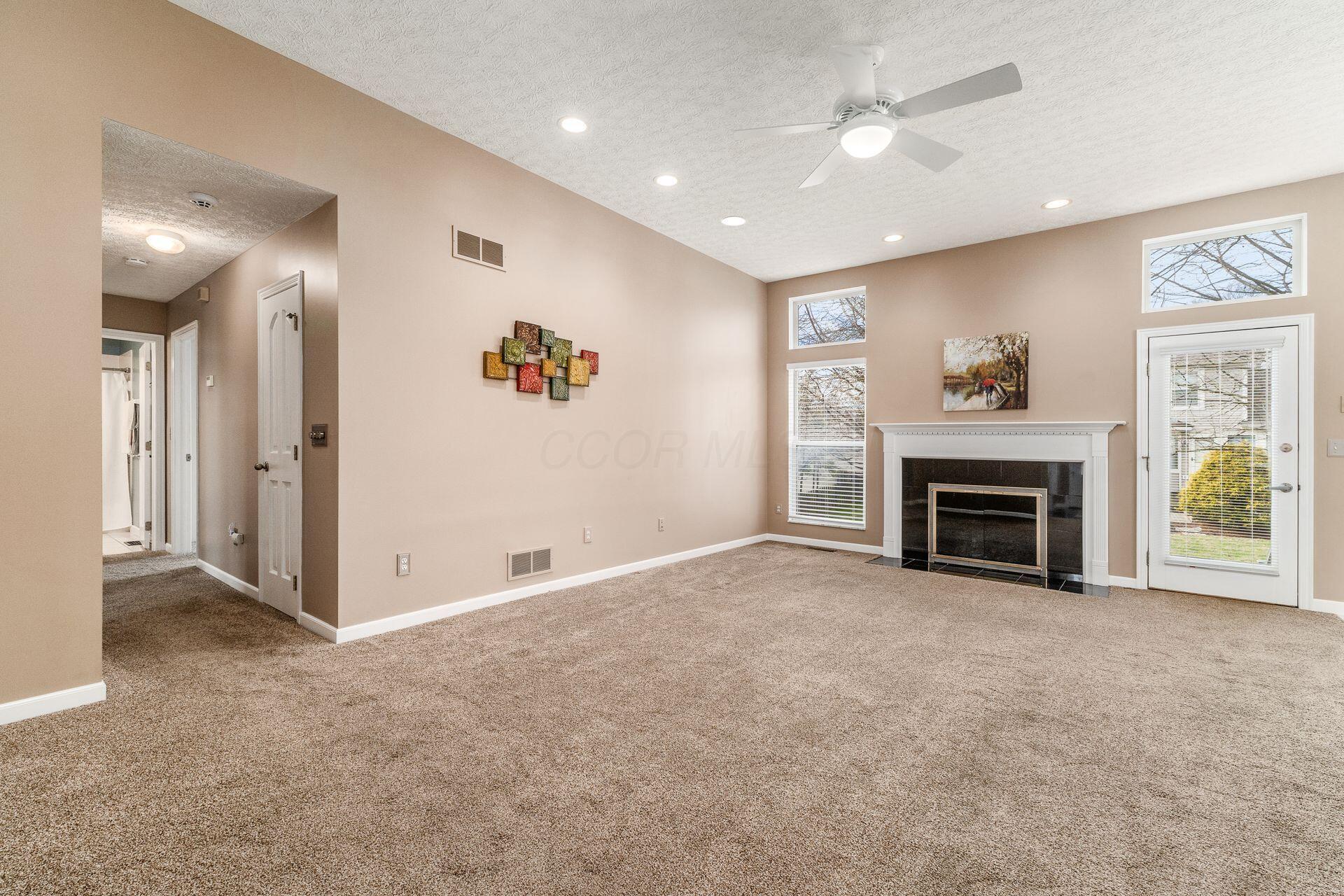 181 Royal Farm E Property Photo 5
