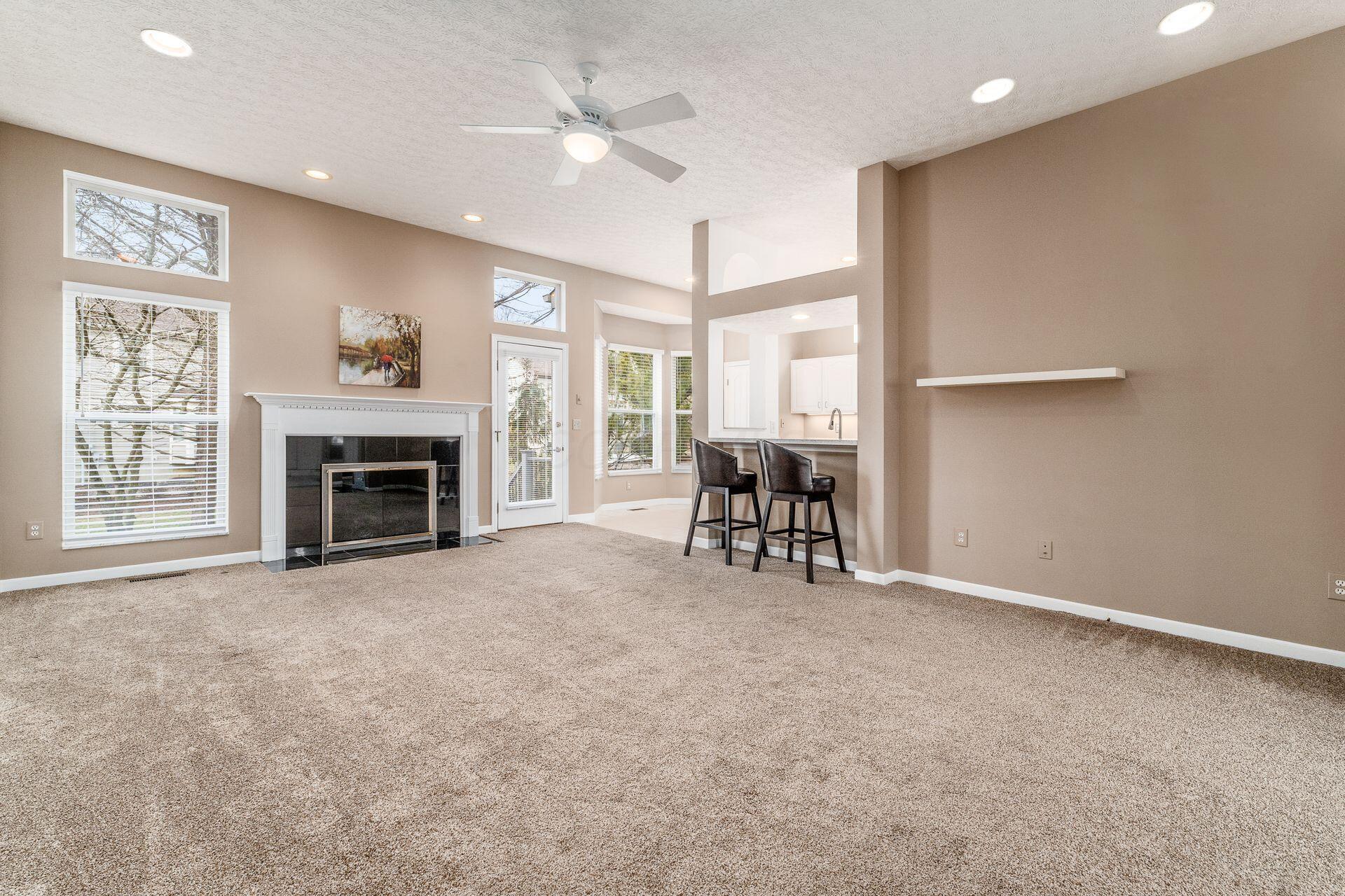 181 Royal Farm E Property Photo 6