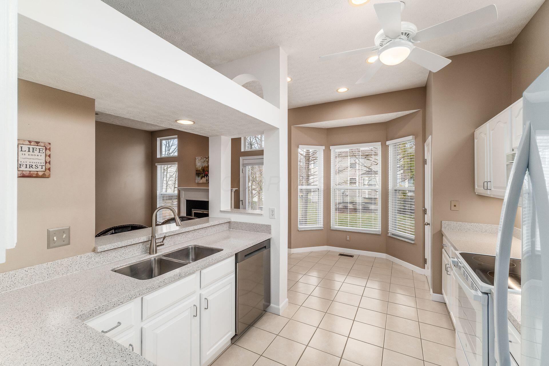 181 Royal Farm E Property Photo 14