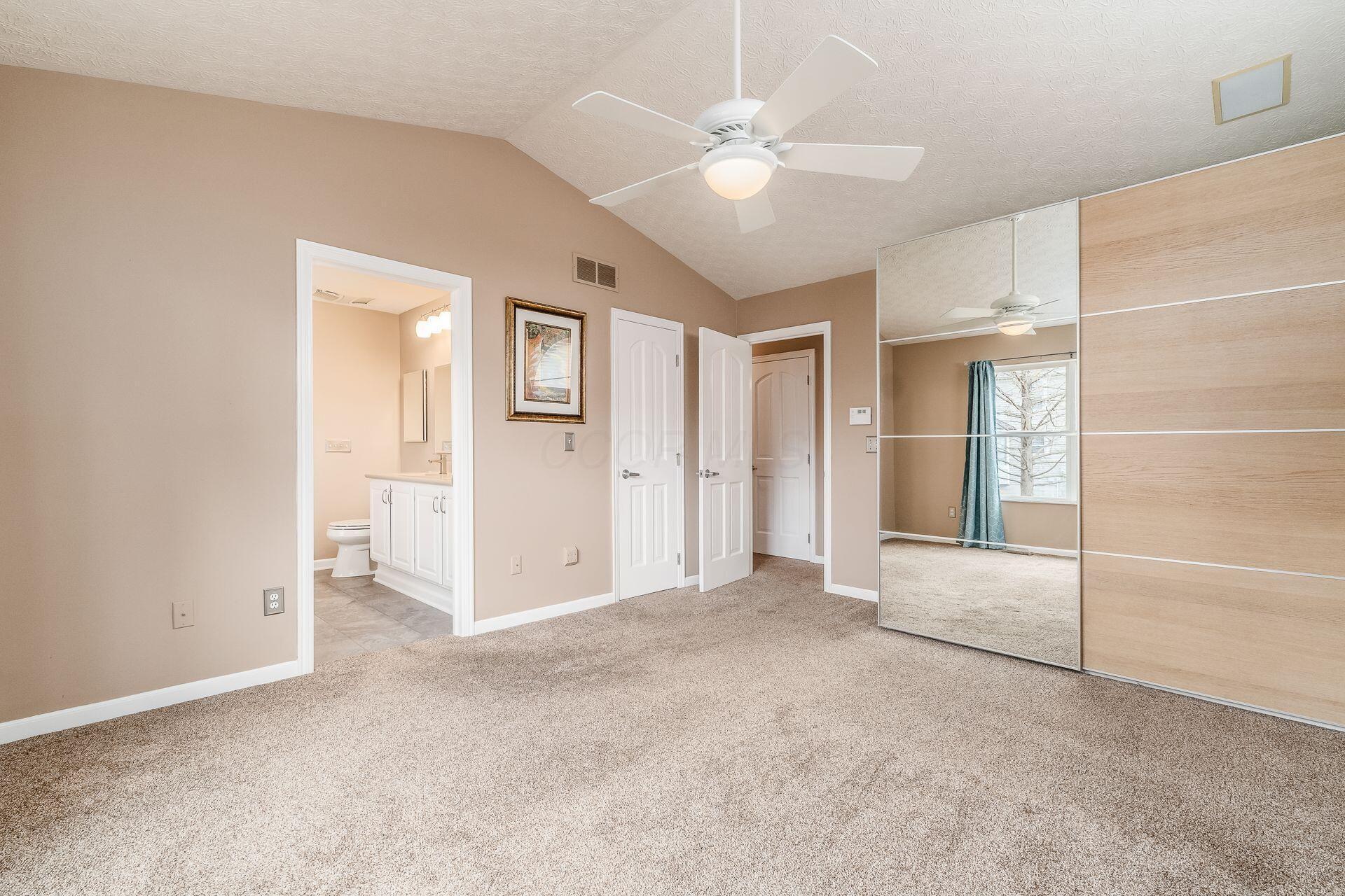 181 Royal Farm E Property Photo 17