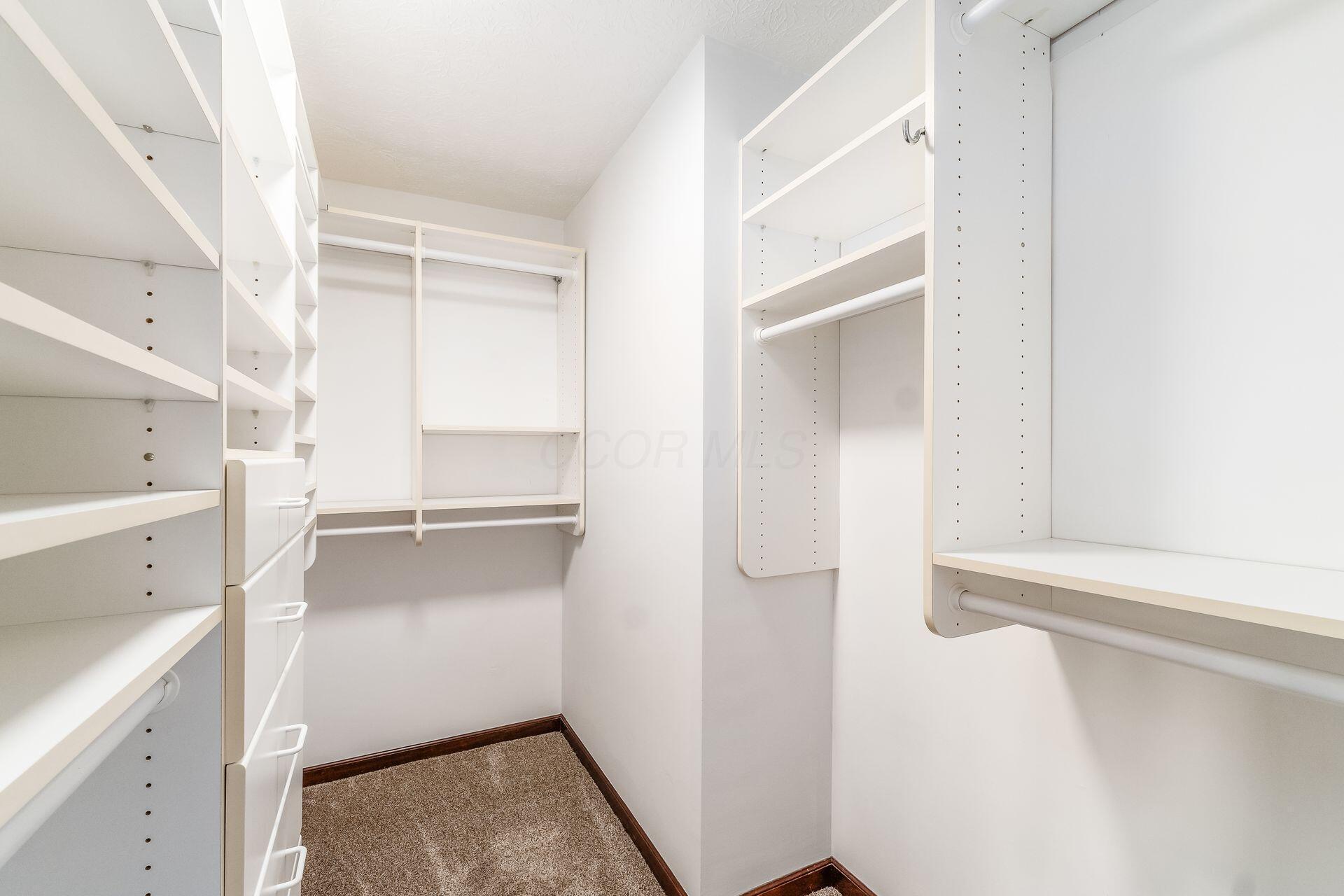181 Royal Farm E Property Photo 18