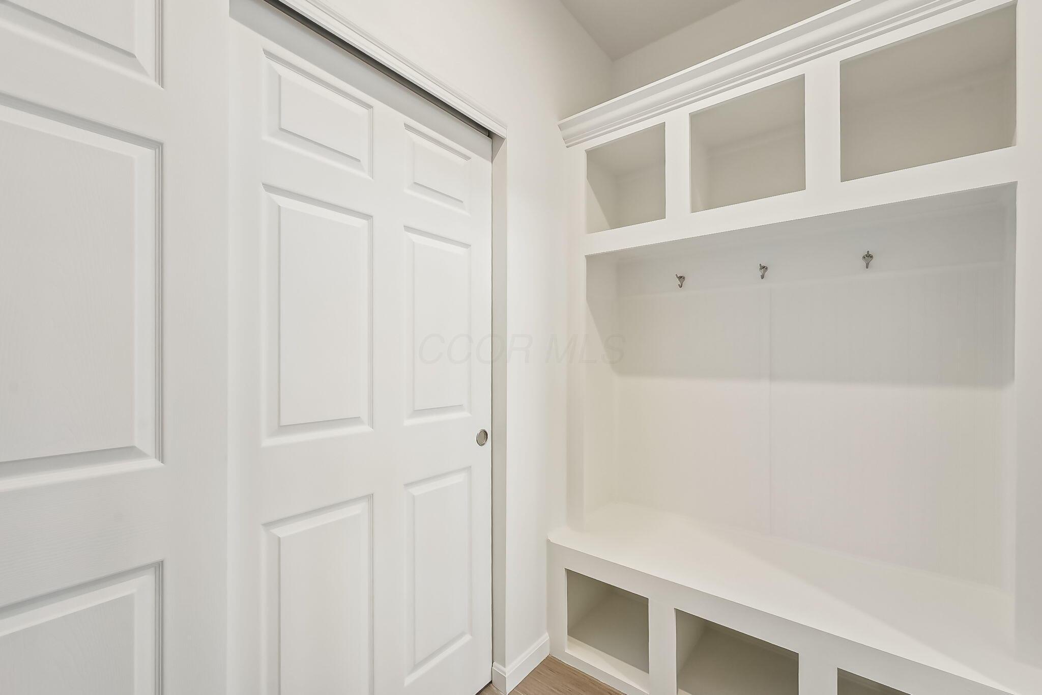 8496 Apricot Way Property Photo 27