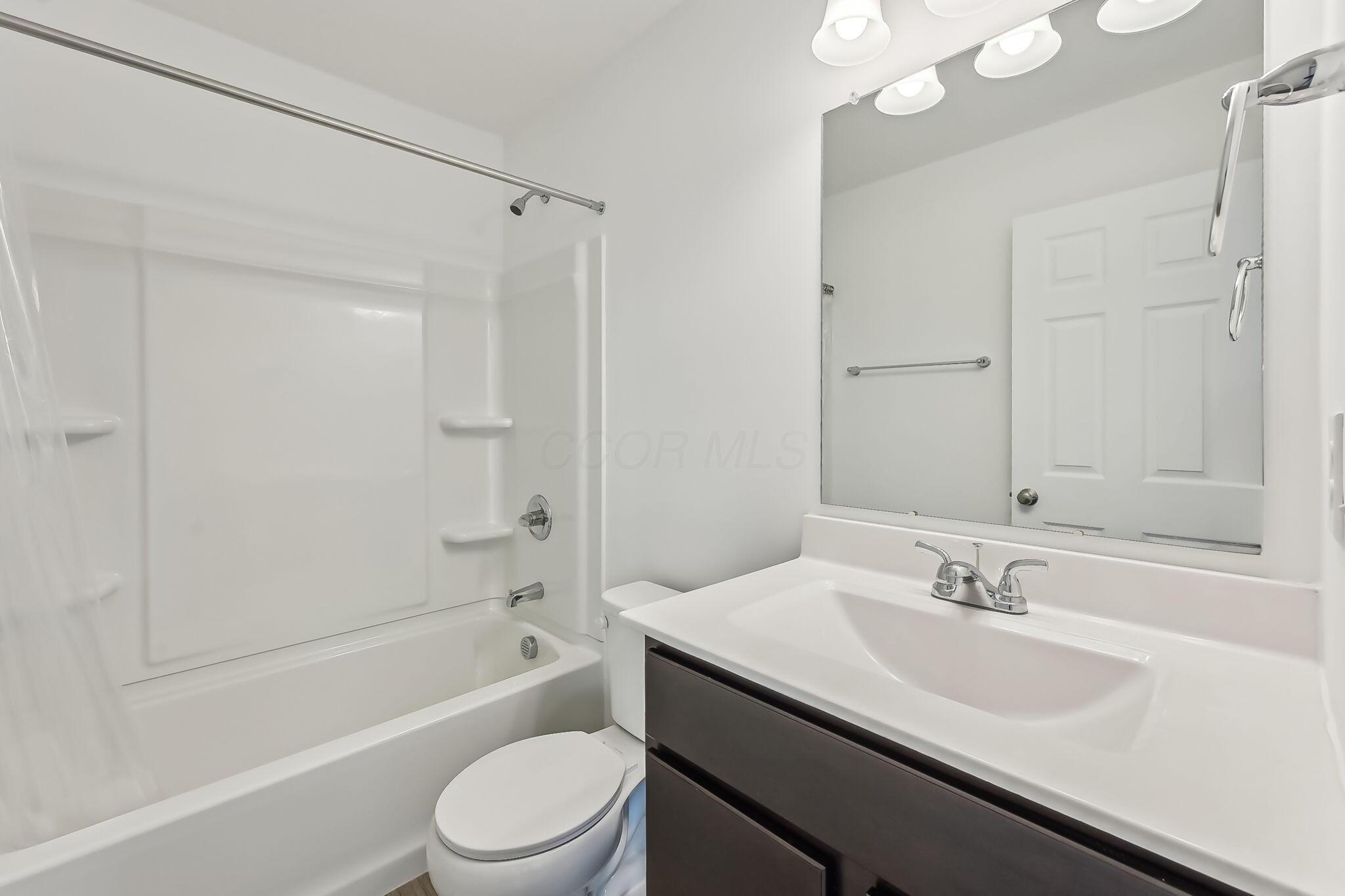 8496 Apricot Way Property Photo 43