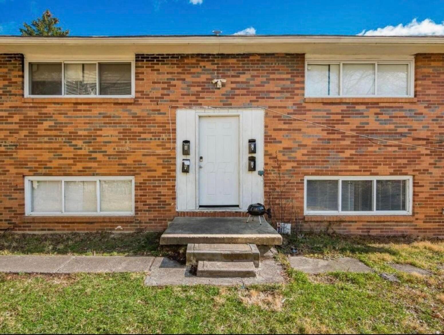1967 Denune Avenue Property Photo 1