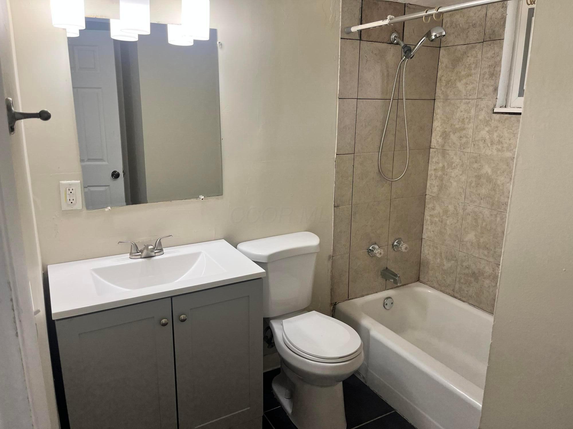 1967 Denune Avenue Property Photo 9