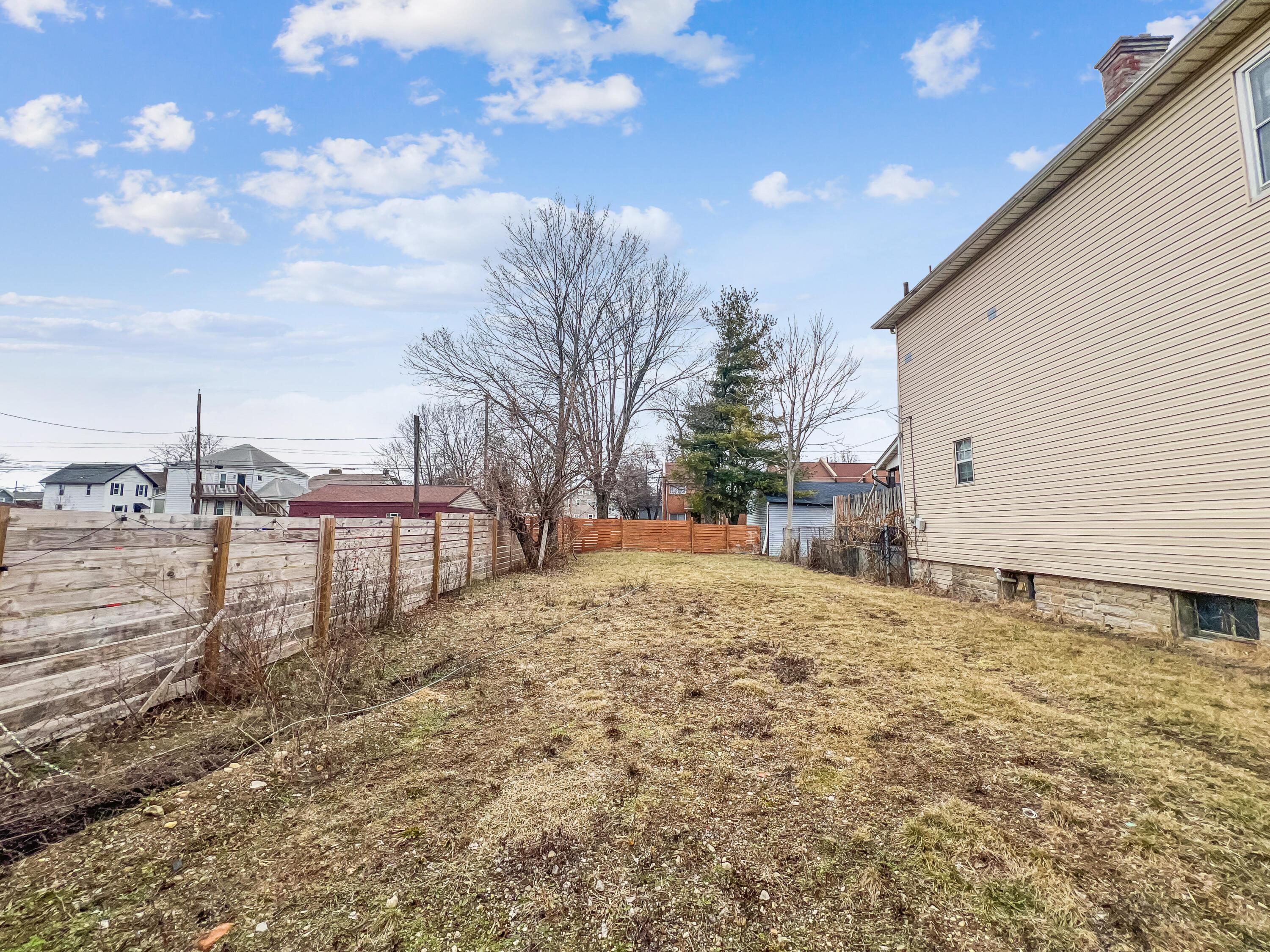 296 E Innis Avenue Property Photo 2
