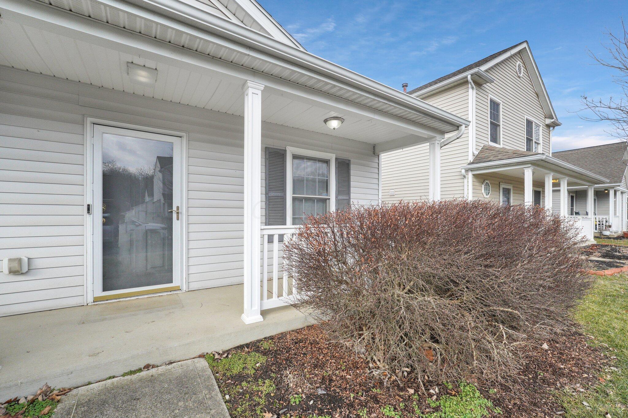 1807 Meadowlawn Drive Property Photo 2