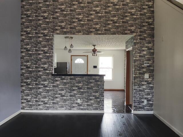 1807 Meadowlawn Drive Property Photo 4