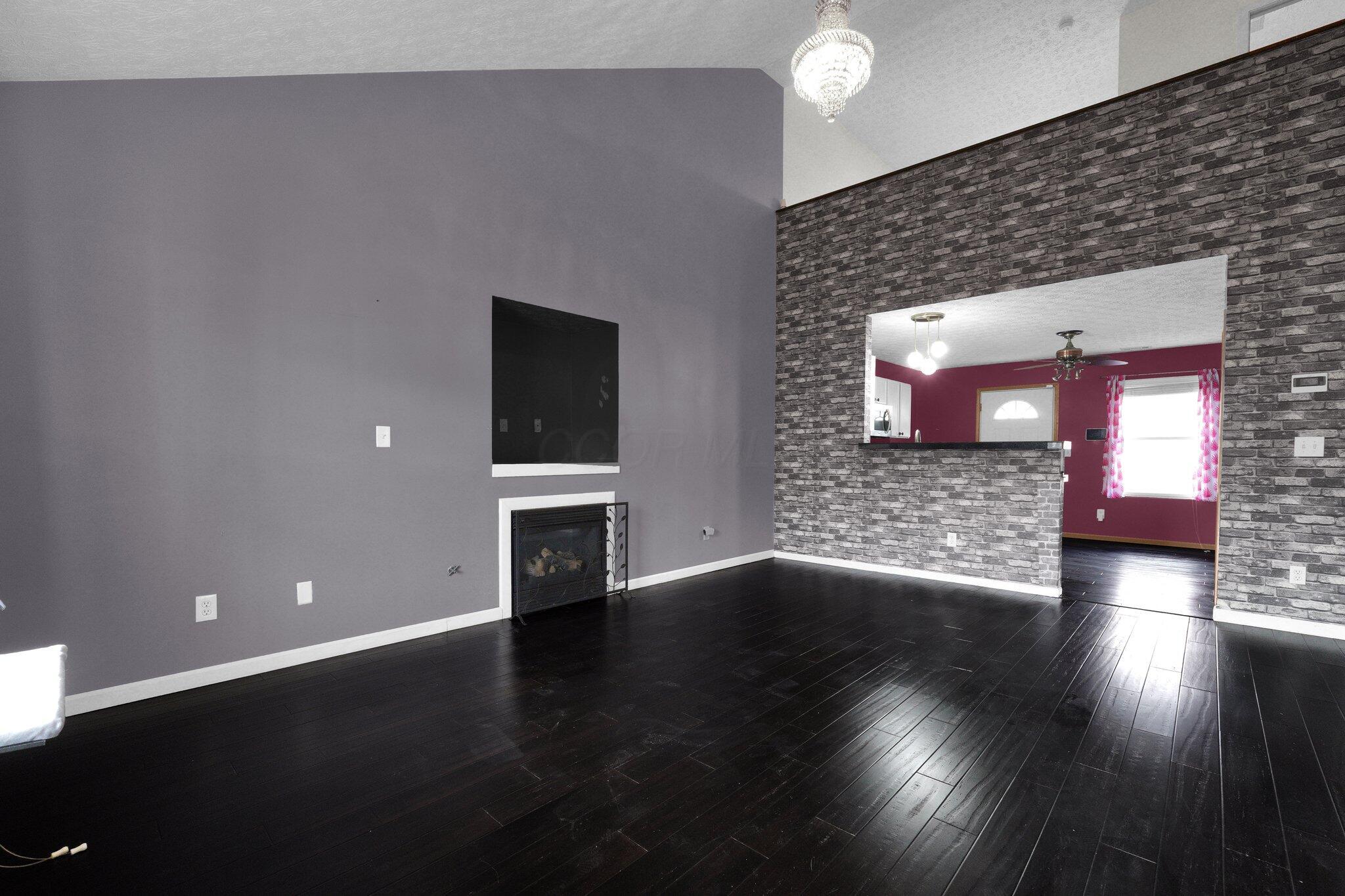 1807 Meadowlawn Drive Property Photo 5